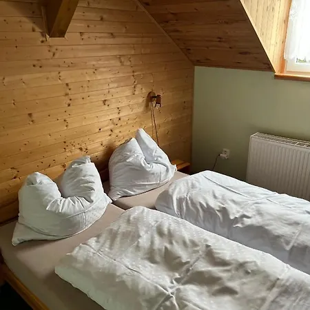 Jitka 3*